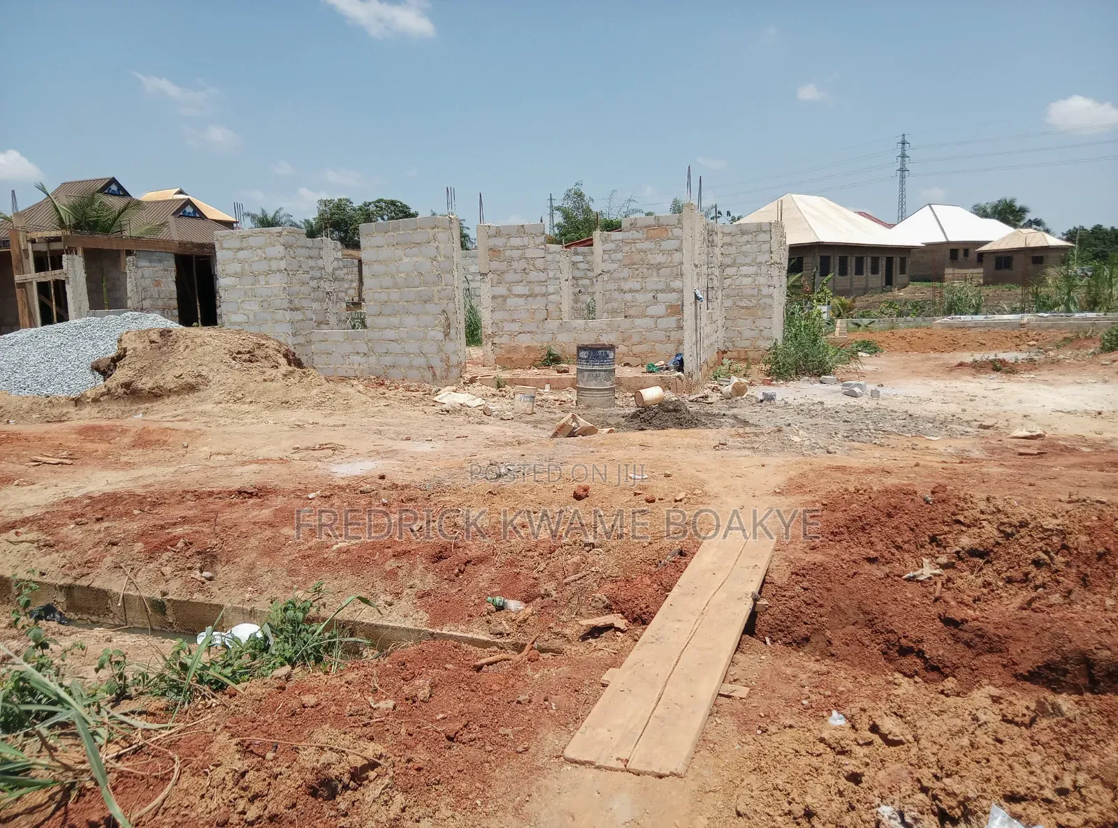 5bdrm House in Brother K Estate, Kumasi Metropolitan for sale