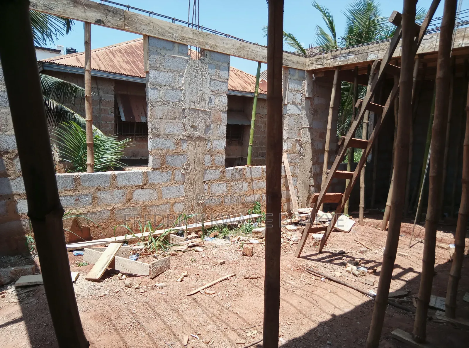 5bdrm House in Brother K Estate, Kumasi Metropolitan for sale