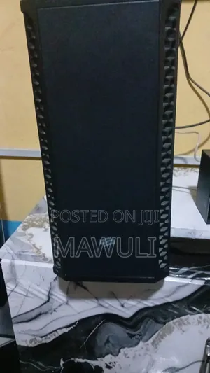 Desktop Computer 8GB Intel Core i7 HDD 1T