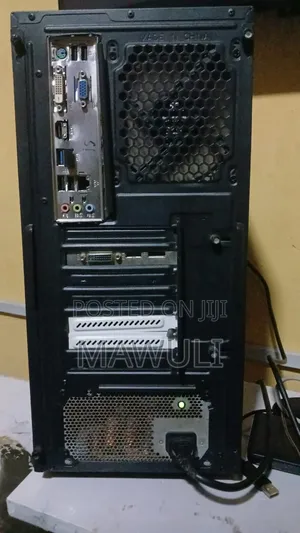 Desktop Computer 8GB Intel Core i7 HDD 1T