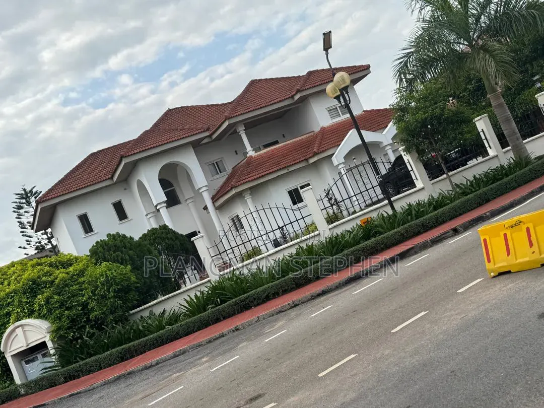 Furnished 5bdrm Mansion in Trasacco Valley, American House for sale