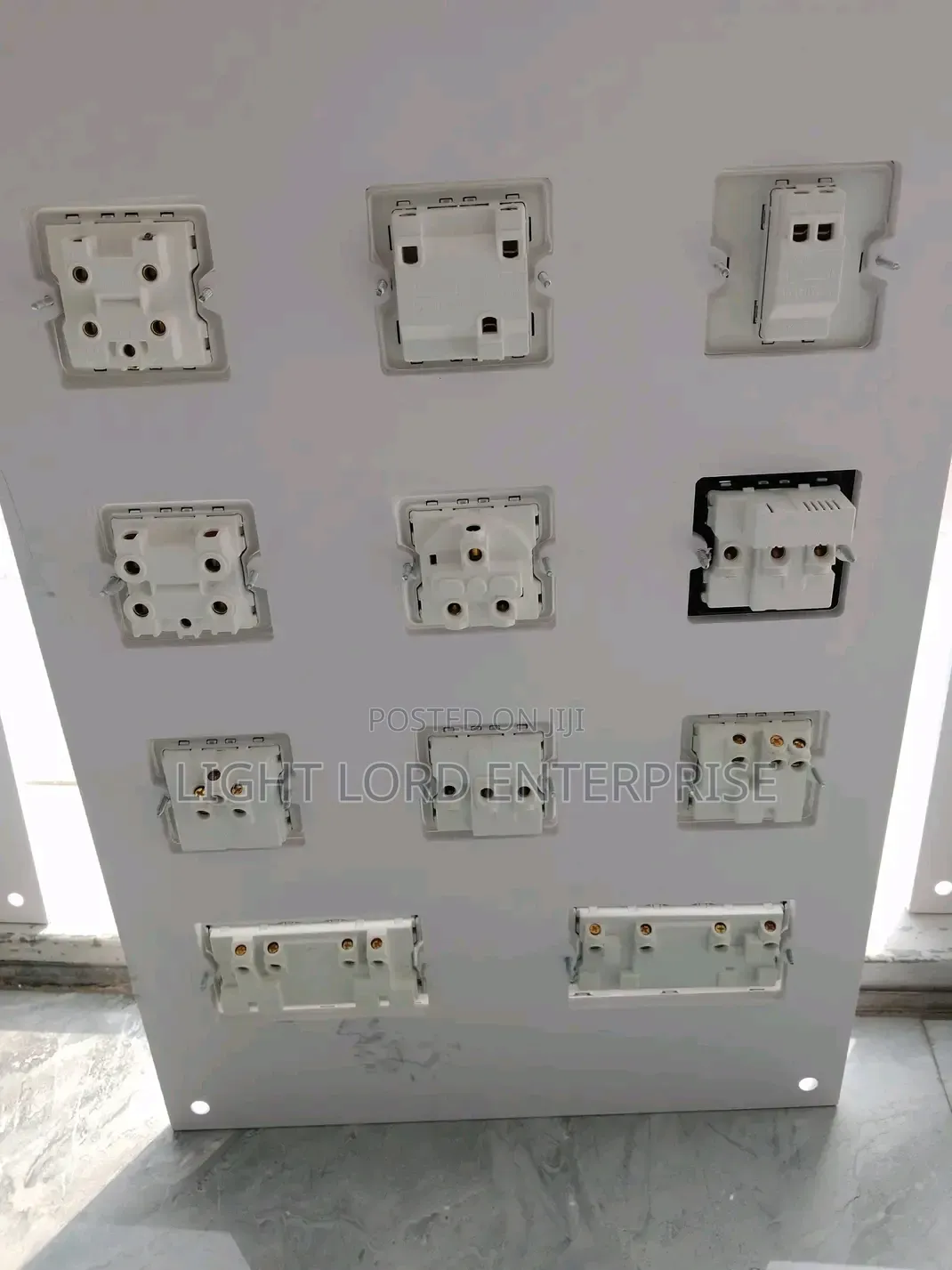ZDH- Double Socket and Switches White