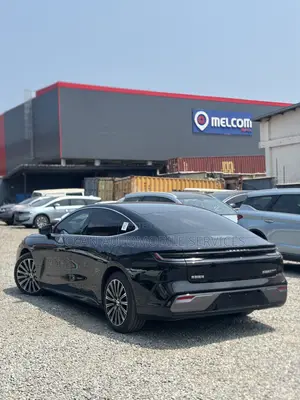 Geely Galaxy Starshine 8 2025 Black