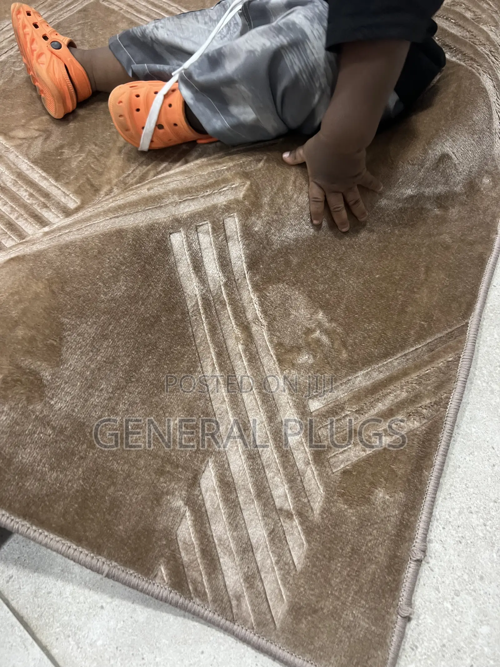 Give Your Lounge a Make Over ;Fluffy Fur Soft Carpet Biggest 300x200cm