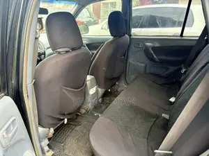 Toyota RAV4 2004 Black