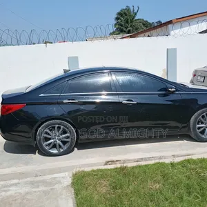 Hyundai Sonata 2013 Black