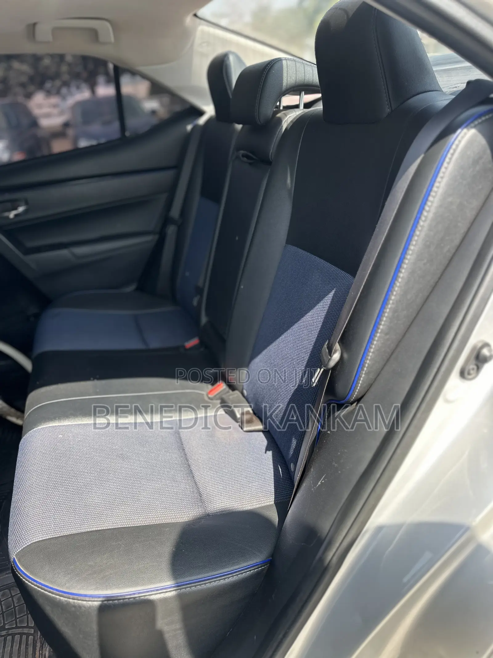 Toyota Corolla SE 4dr Sedan (1.8L 4cyl CVT) 2017 Silver