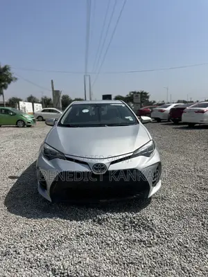 Toyota Corolla SE 4dr Sedan (1.8L 4cyl CVT) 2017 Silver