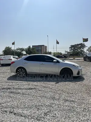 Toyota Corolla SE 4dr Sedan (1.8L 4cyl CVT) 2017 Silver
