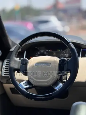 Land Rover Range Rover Vogue 2019 Black