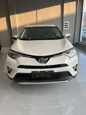 Toyota RAV4 2018 White