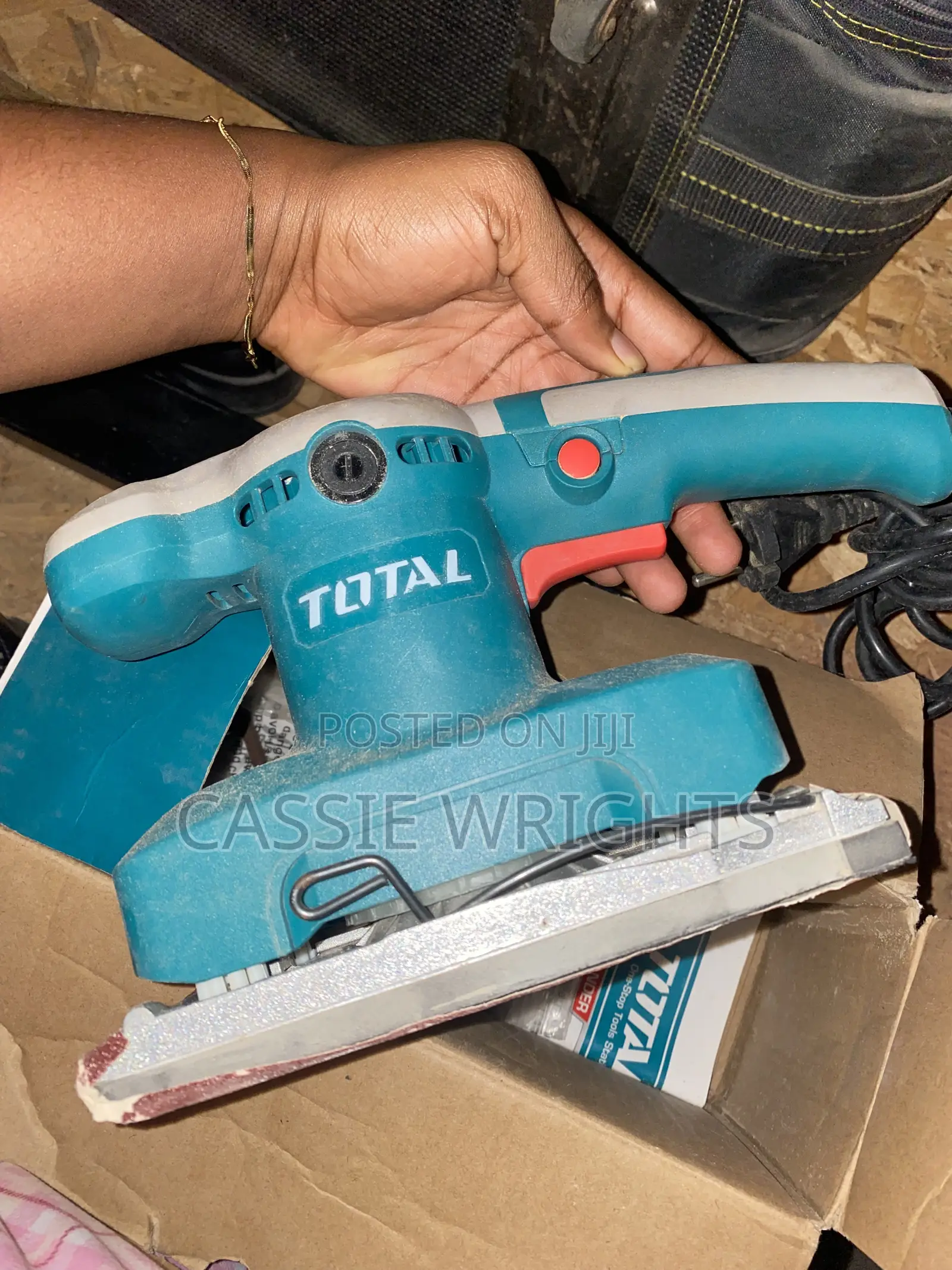 Total Finishing Sander