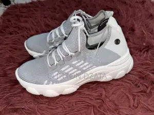 Unisex Sneaker
