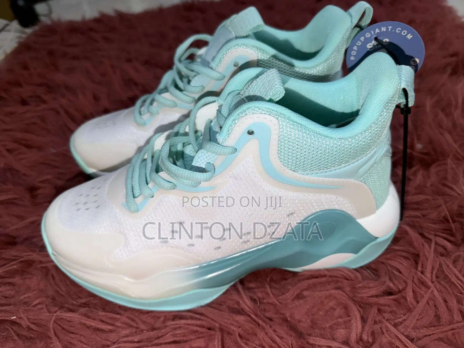 Unisex Sneaker