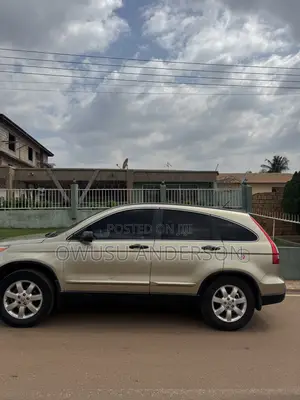 Honda CR-V 2010 Gold