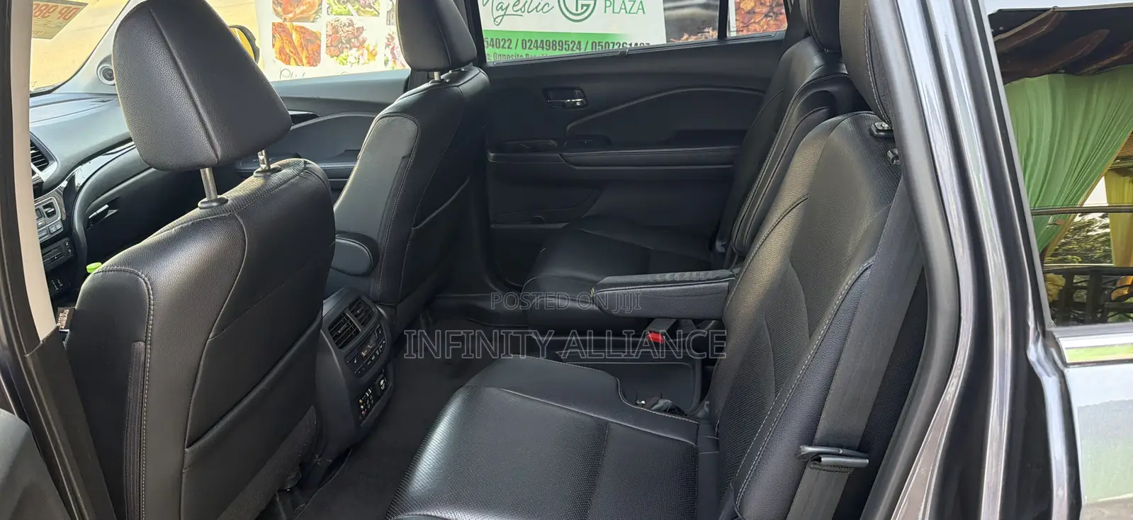 Honda Pilot Touring 4dr SUV 4WD (3.5L 6cyl 9A) 2017 Gray