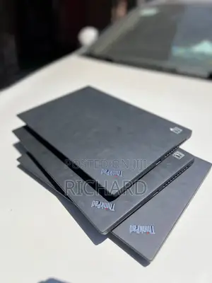 Laptop Lenovo ThinkPad T14 G2 16GB Intel Core i7 SSD 256GB