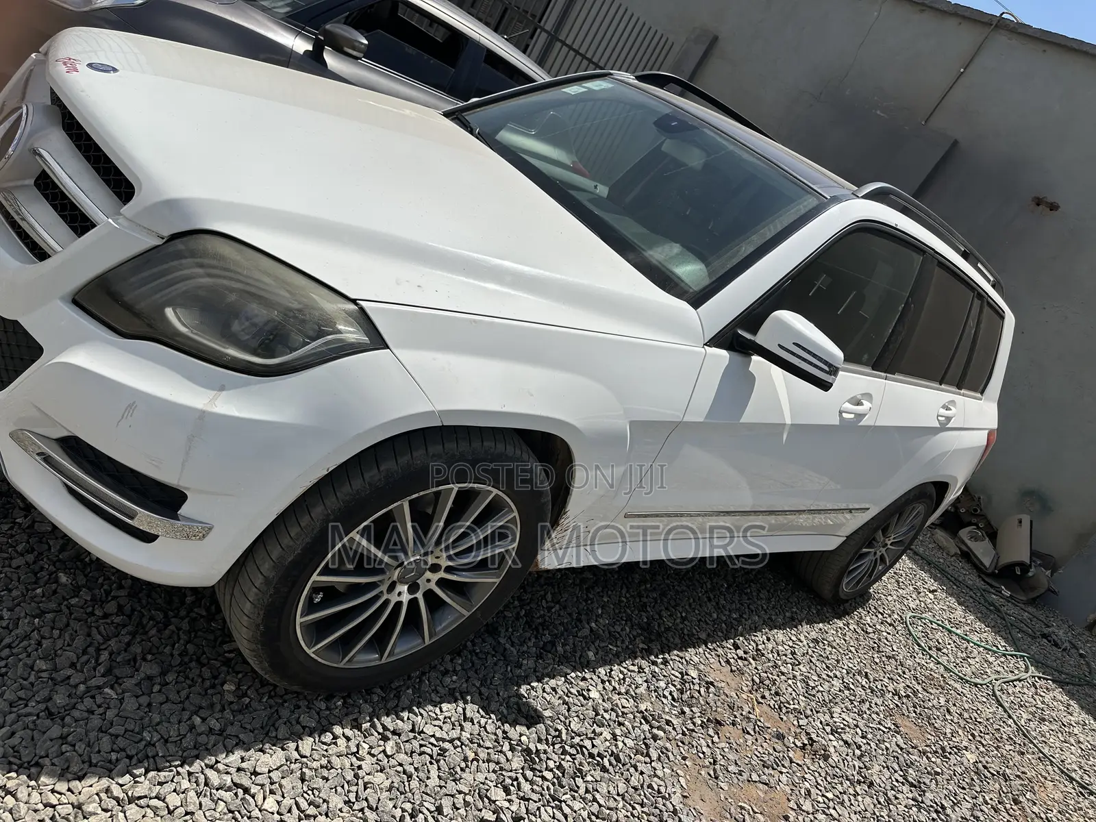Mercedes-Benz GLK-Class Base GLK 350 4dr AWD 4MATIC (3.5L 6cyl 7A) 2015