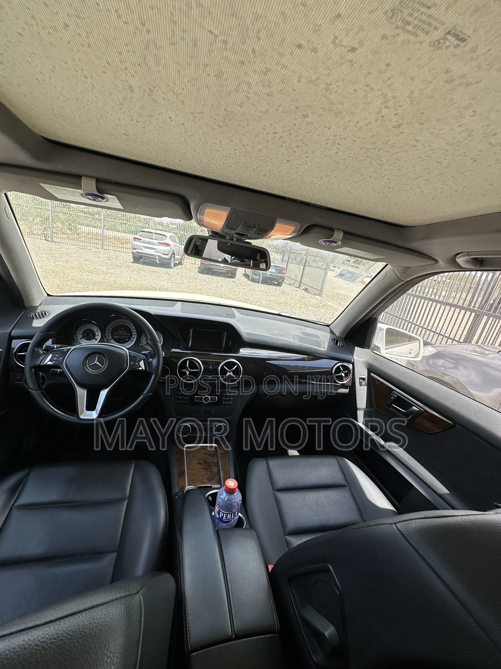 Mercedes-Benz GLK-Class Base GLK 350 4dr AWD 4MATIC (3.5L 6cyl 7A) 2015