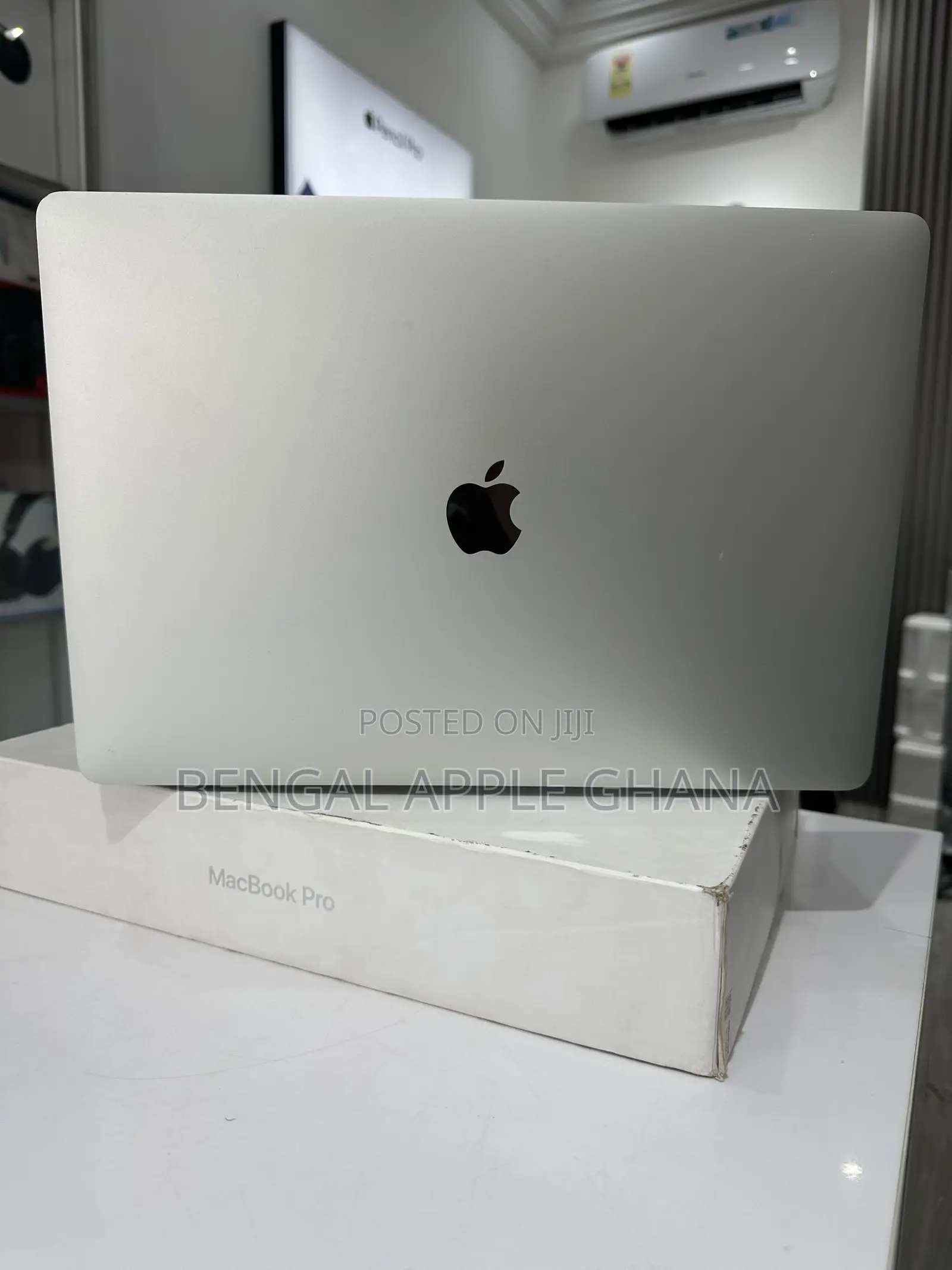 Laptop Apple MacBook Pro 2019 16GB Intel Core i9 SSD 1T
