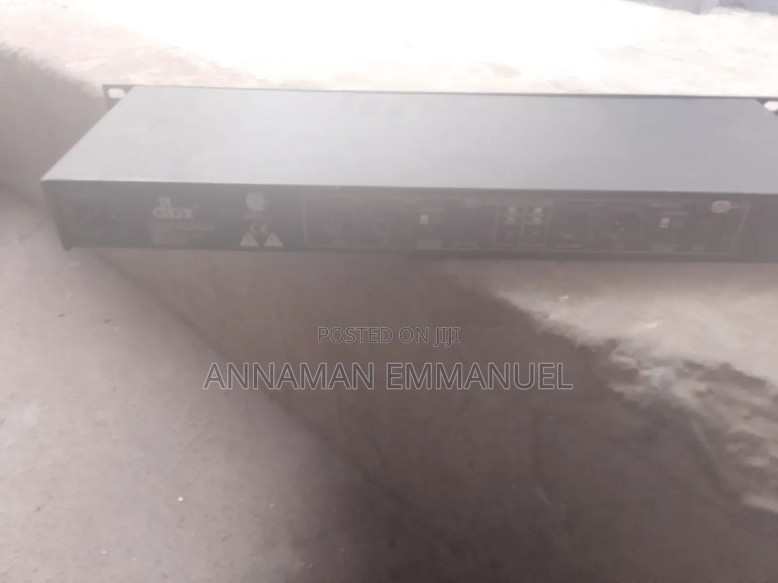 DBX 223XL Professional Stereo 2-Way / Mono 3-Way Crossover – Used