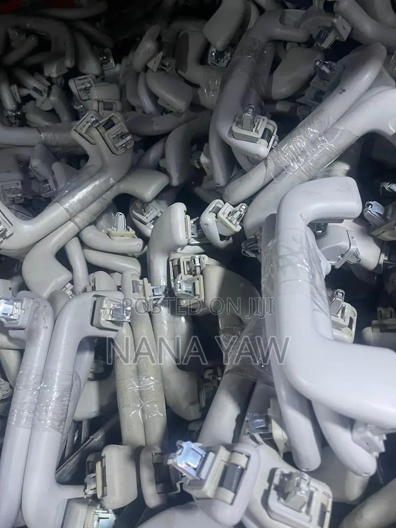 Top Ceiling Handles and Inside Light Plug for All Cars