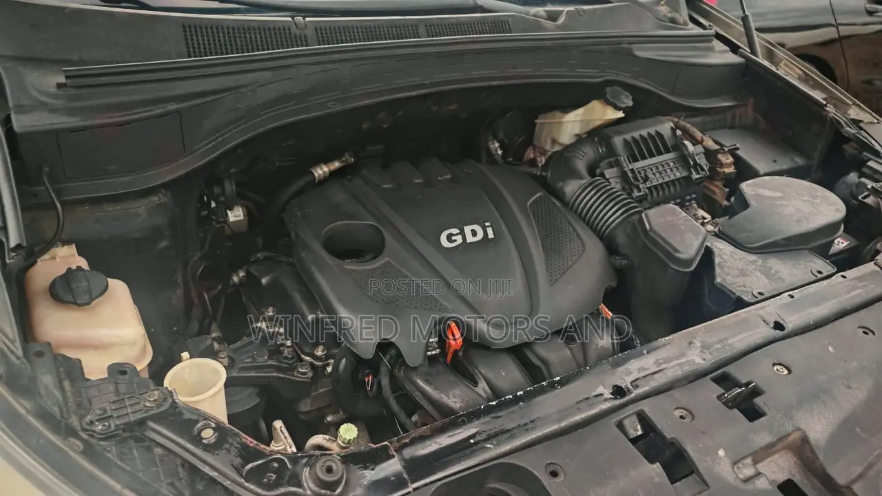 Hyundai Santa Fe GLS 4dr SUV (3.3L 6cyl 6A) 2014 Gray