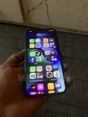 Apple iPhone 12 64 GB Black