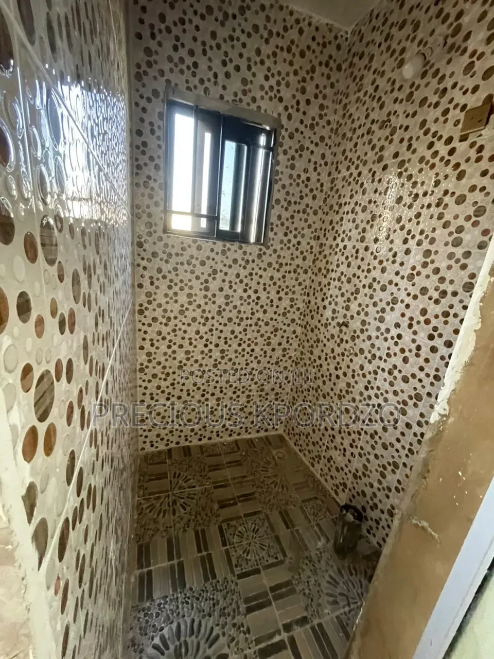 1bdrm Apartment in New Lgn Adenta for rent