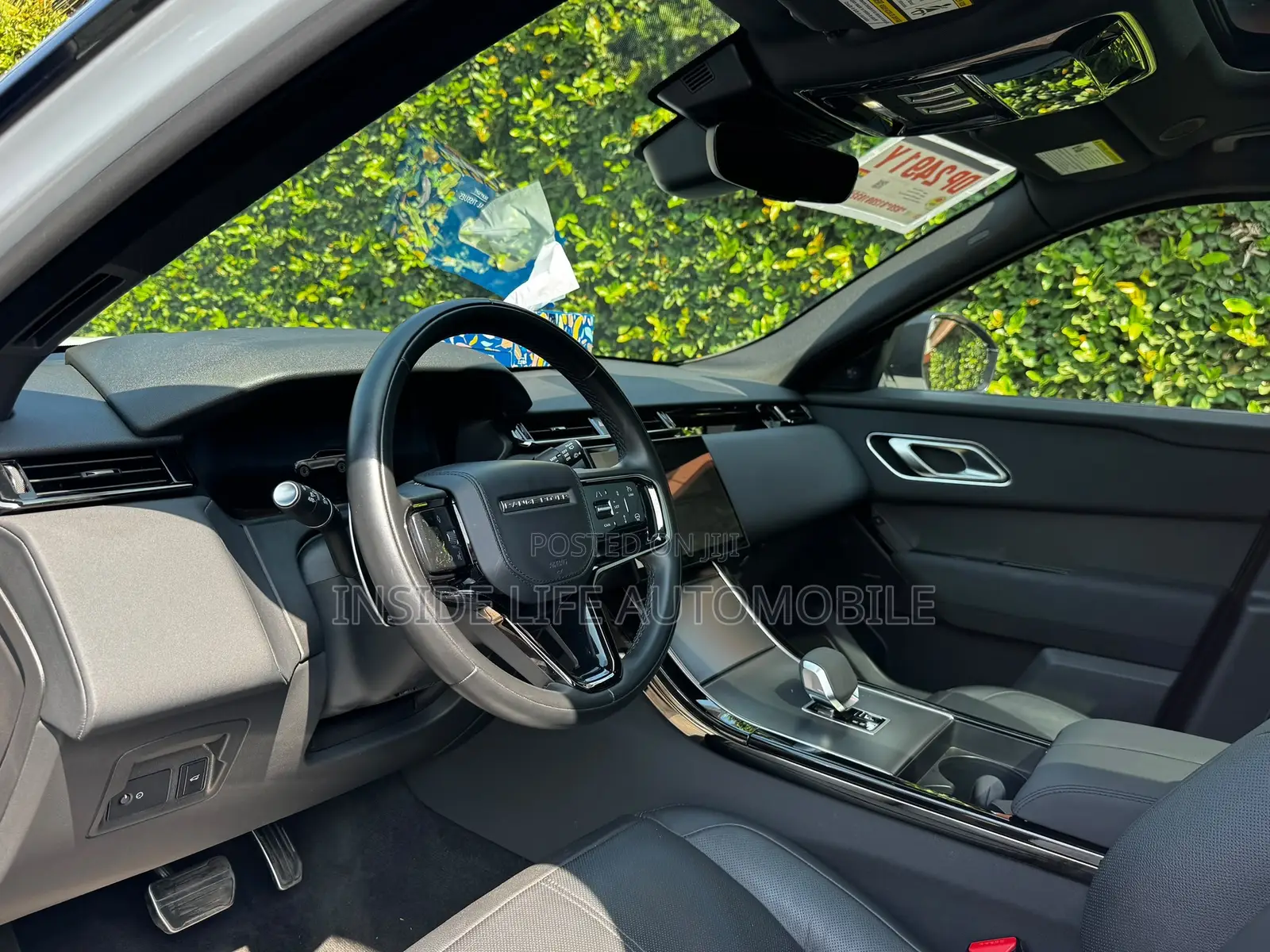 Land Rover Range Rover Velar 2025 White