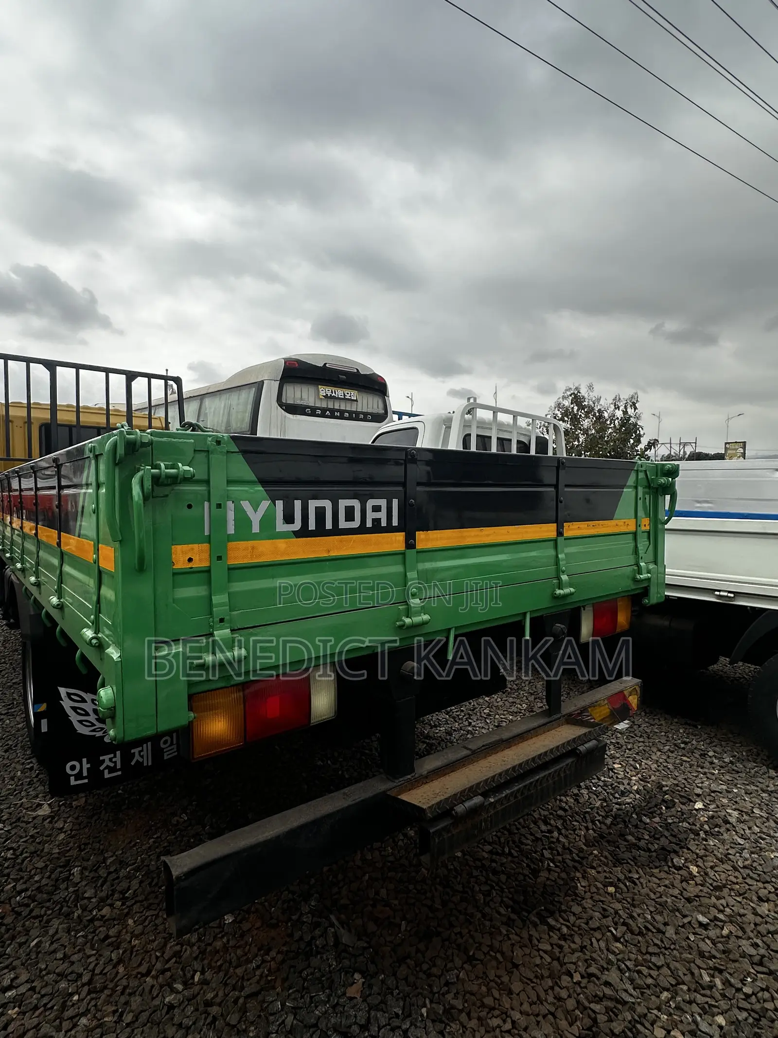 2004 Hyundai Gold Air to Air
