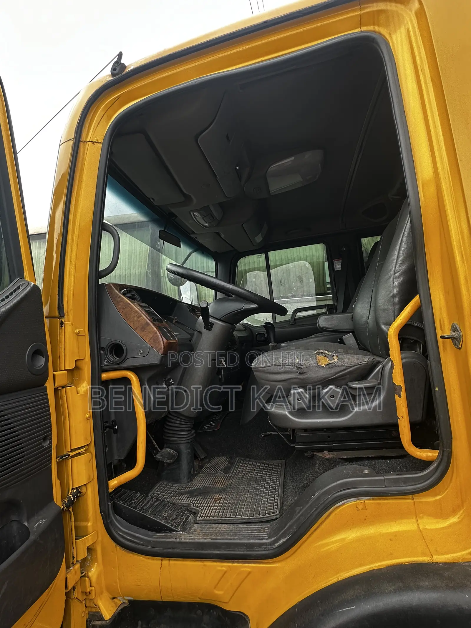 2004 Hyundai Gold Air to Air