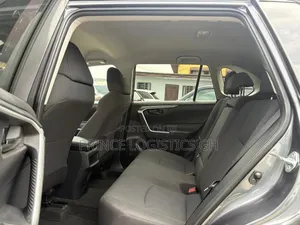 Toyota RAV4 LE FWD 2020 Gray
