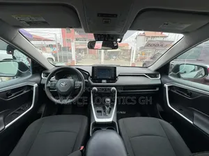Toyota RAV4 LE FWD 2020 Gray