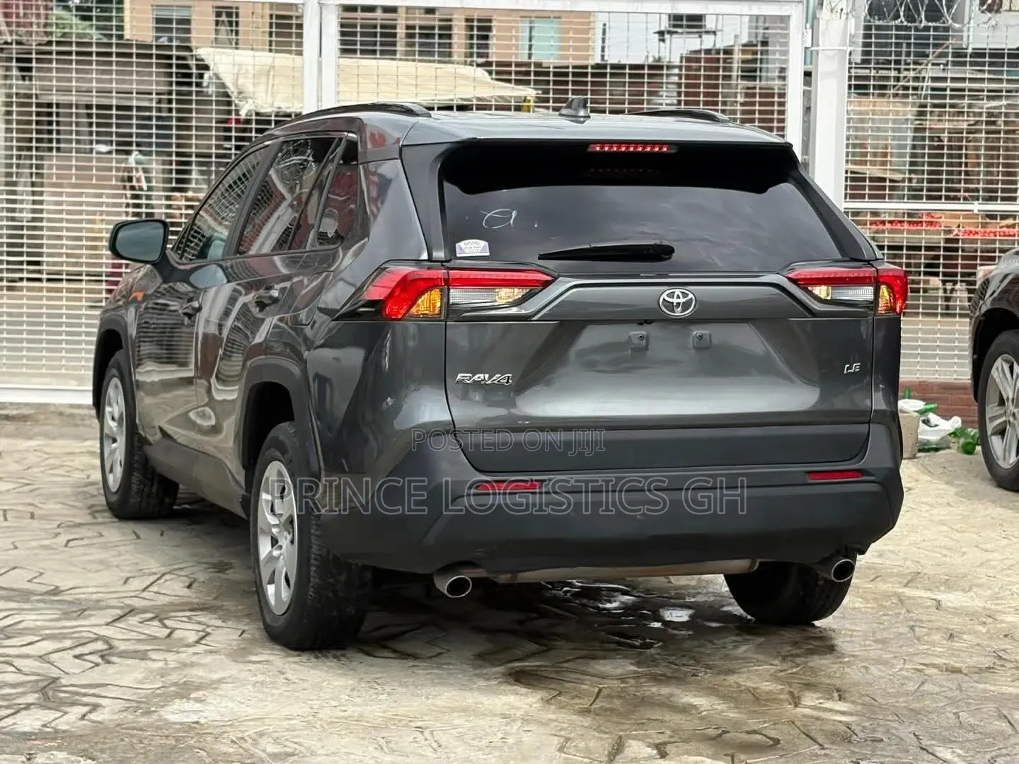 Toyota RAV4 LE FWD 2020 Gray