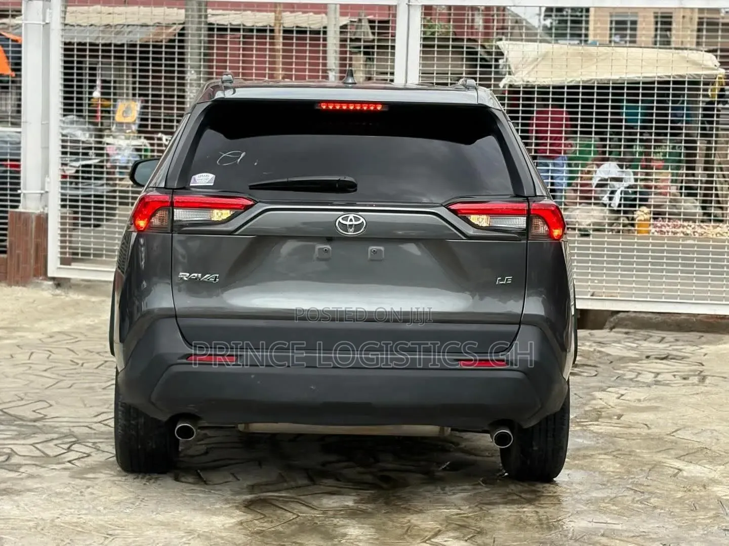 Toyota RAV4 LE FWD 2020 Gray