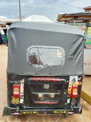 Bajaj RE 2024 Black