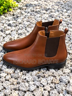 Man Shoe for Sale Wholesale Price