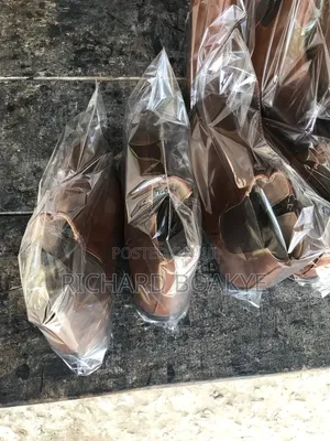 Man Shoe for Sale Wholesale Price