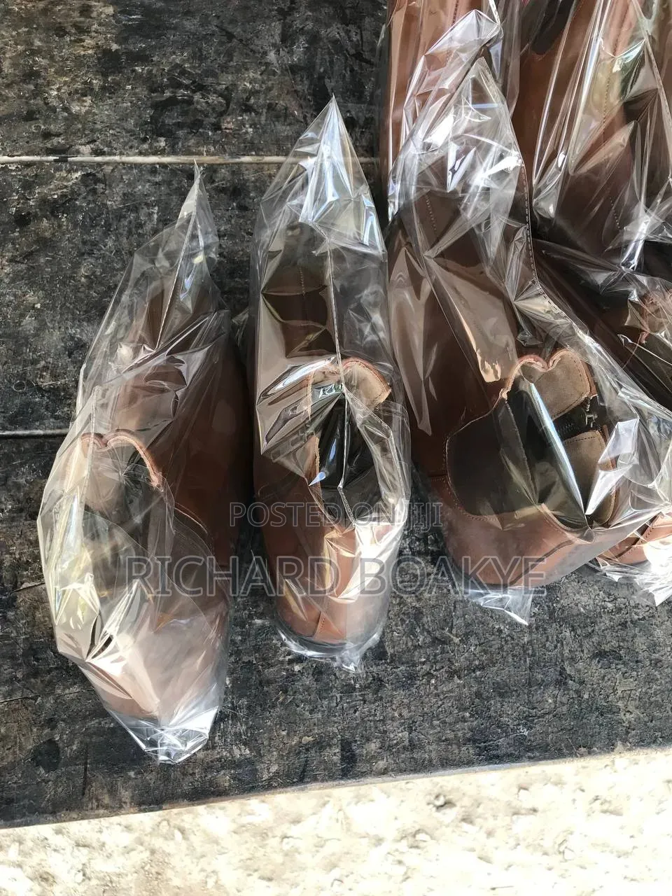 Man Shoe for Sale Wholesale Price