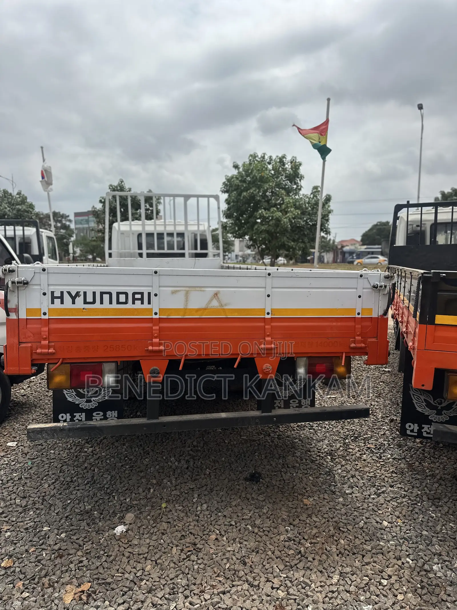 2004 Hyundai Gold Super