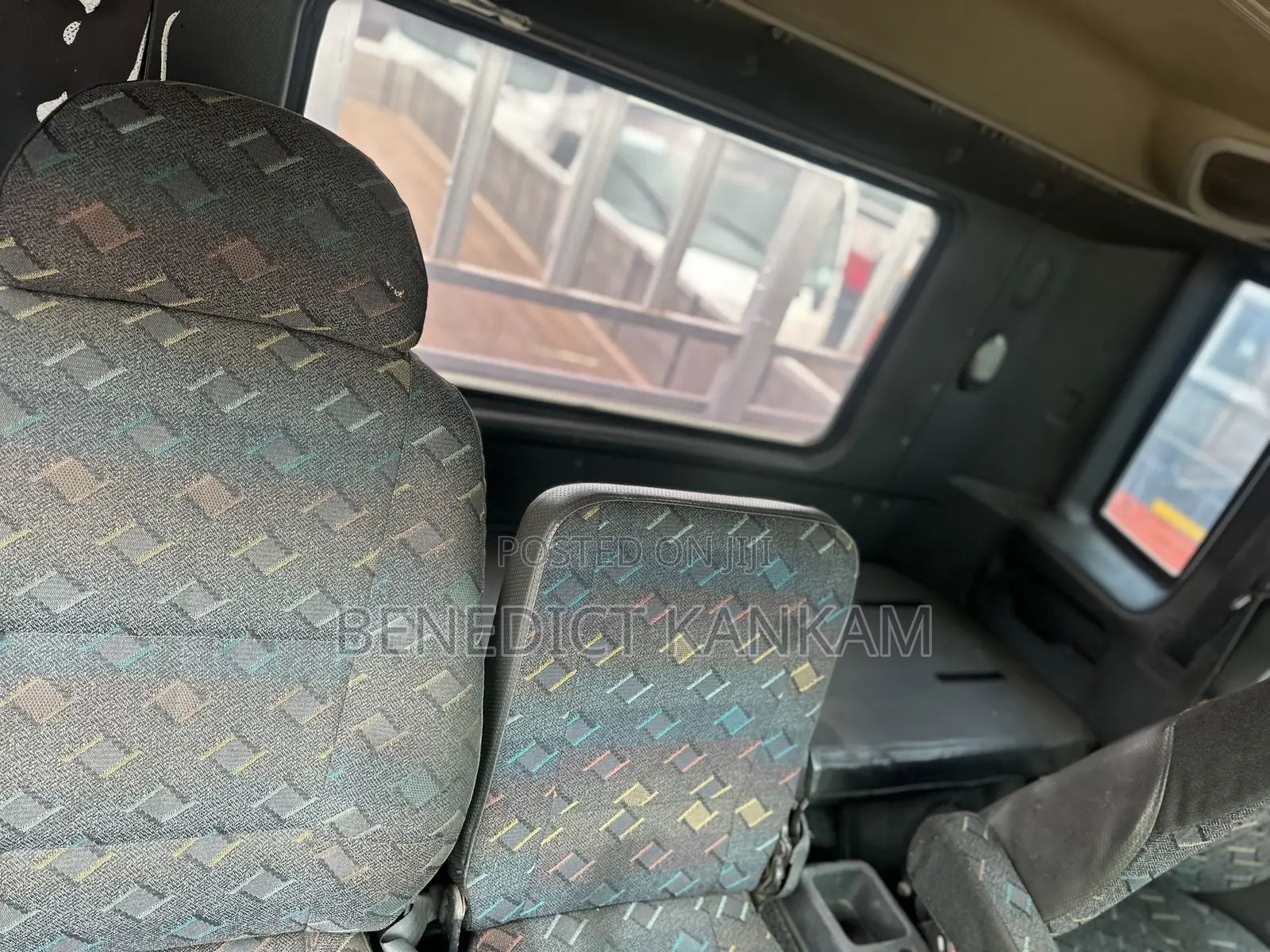 2004 Hyundai Gold Super