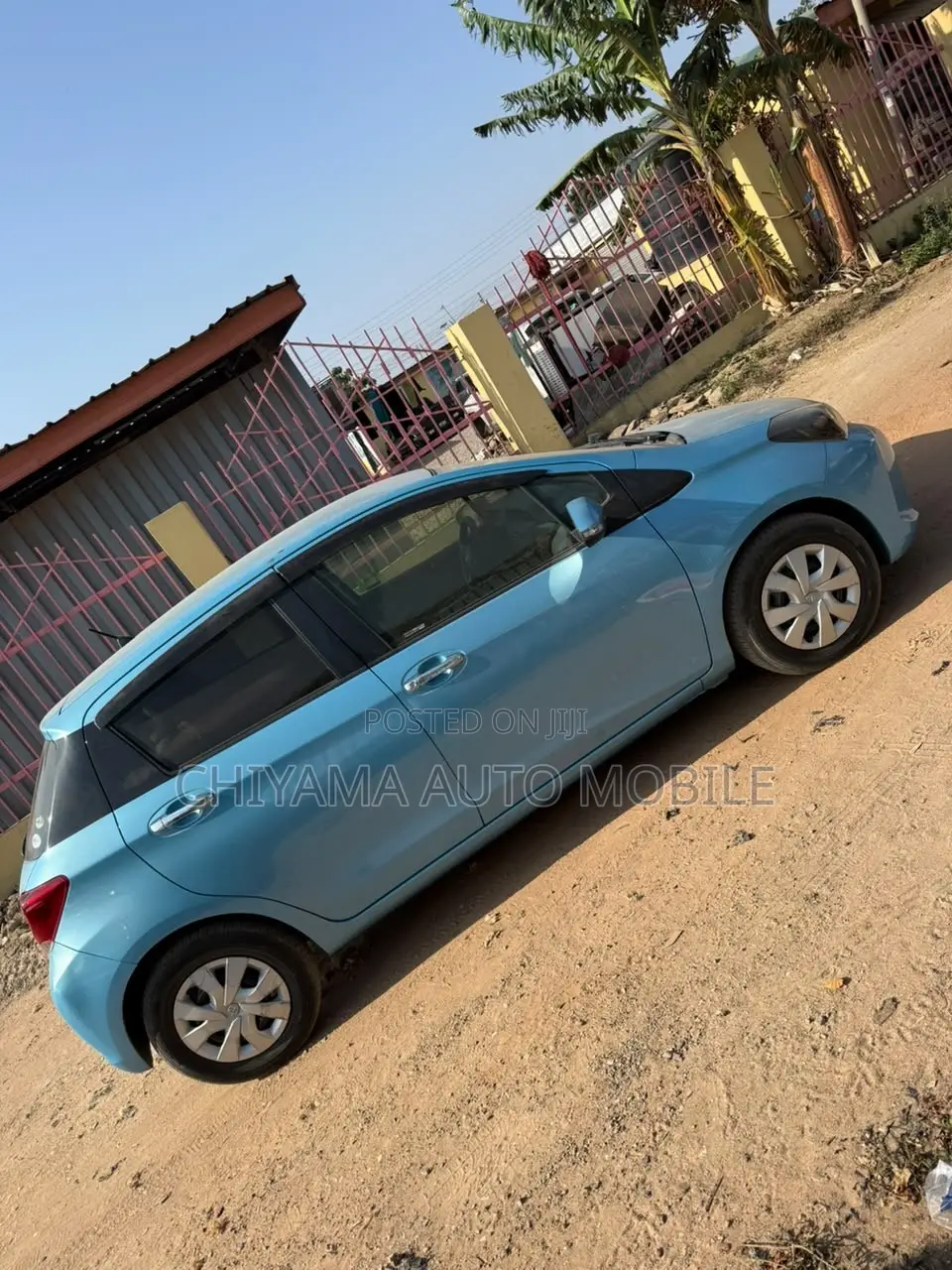 Toyota Vitz 2015 Blue
