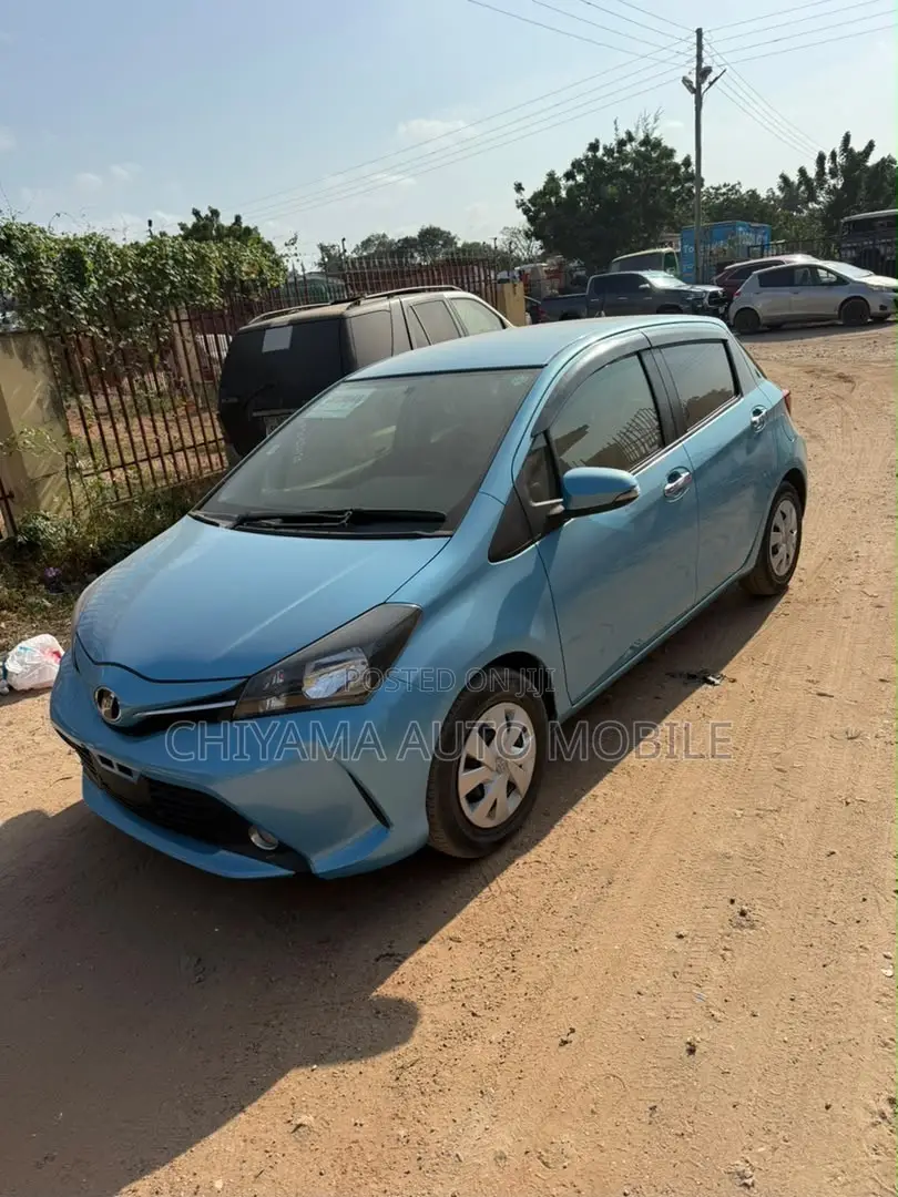 Toyota Vitz 2015 Blue