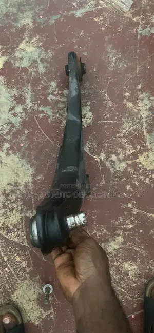 Mitsubishi Outlander Lower Arm 2016-2021