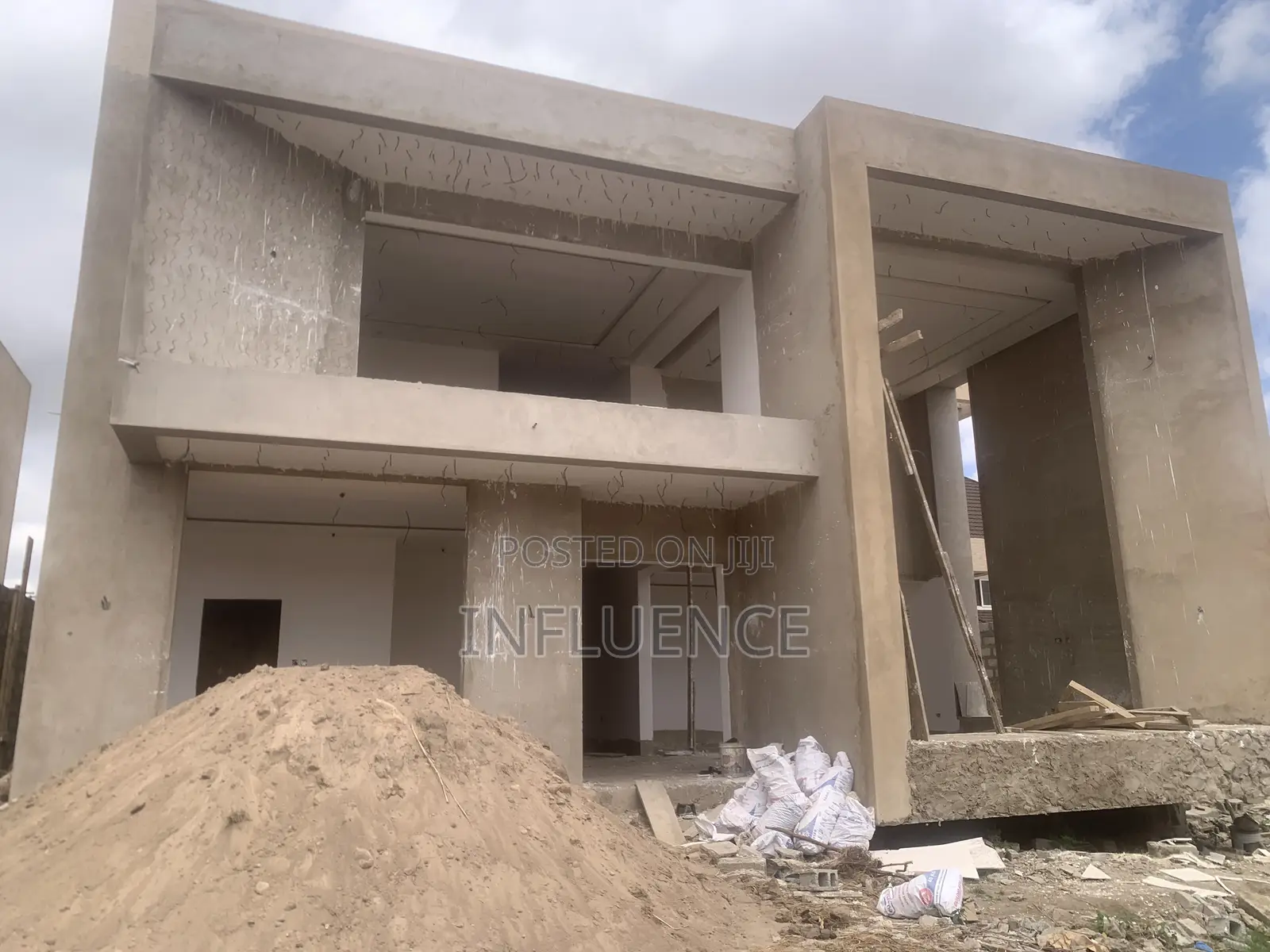 4bdrm House in Adjirigano, East Legon for sale