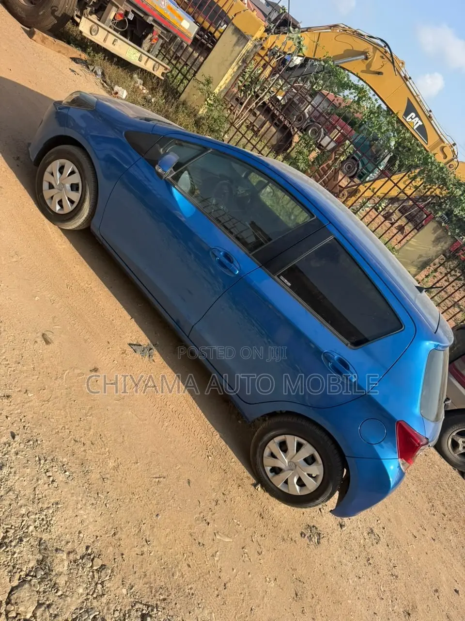 Toyota Vitz 1.3 FWD 3dr 2014 Blue