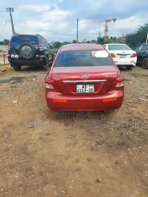 Toyota Yaris 2010 Red