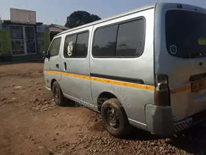 Nissan Caravan (Urvan) 2006 Grey