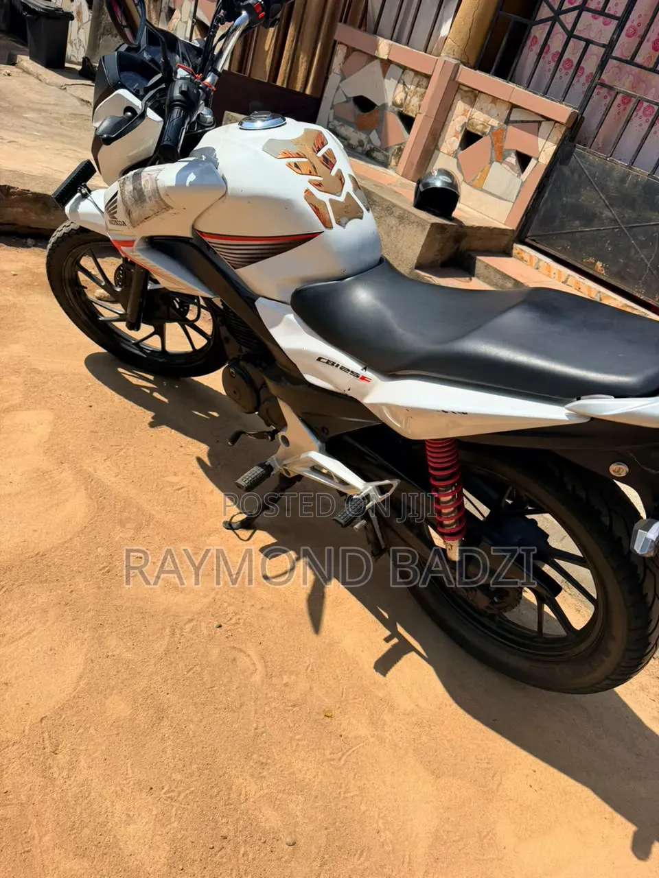 Honda CB 2012 White